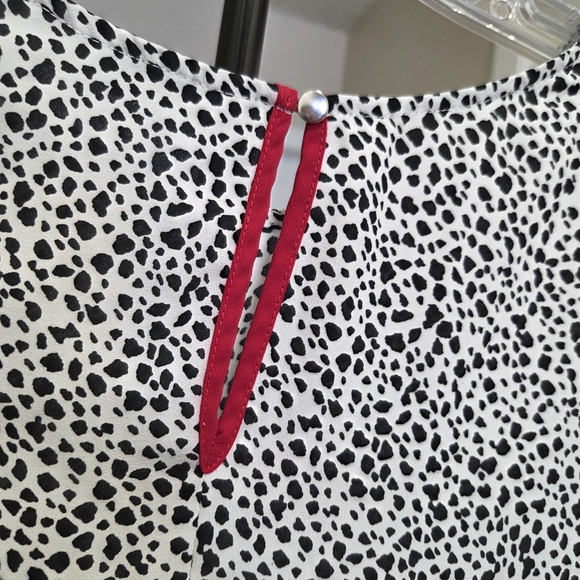 Reitmans Black & White Speckled Ruffle Blouse | Long Sleeve Workwear Top - Picture 9 of 9